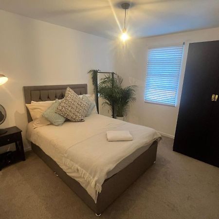 Warwick Town Centre Property 外观 照片