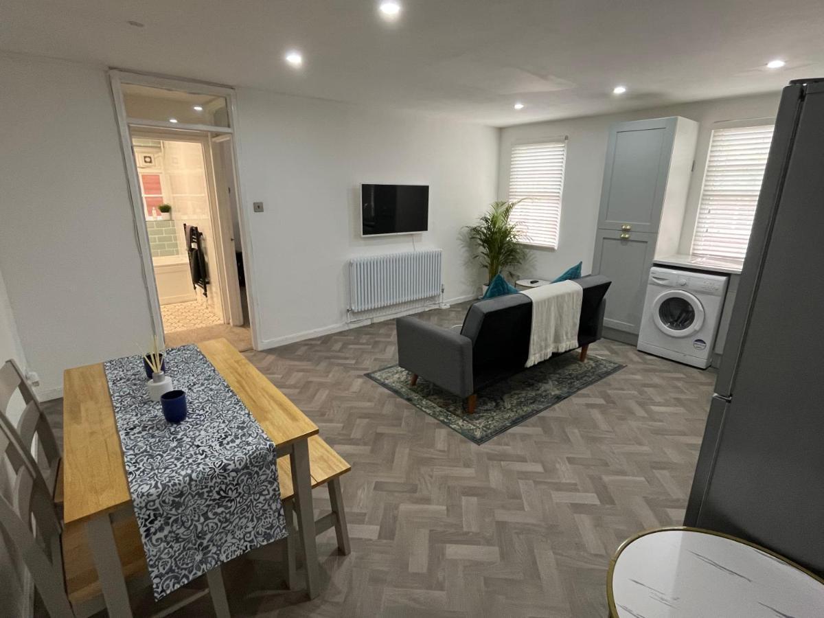 Warwick Town Centre Property 外观 照片